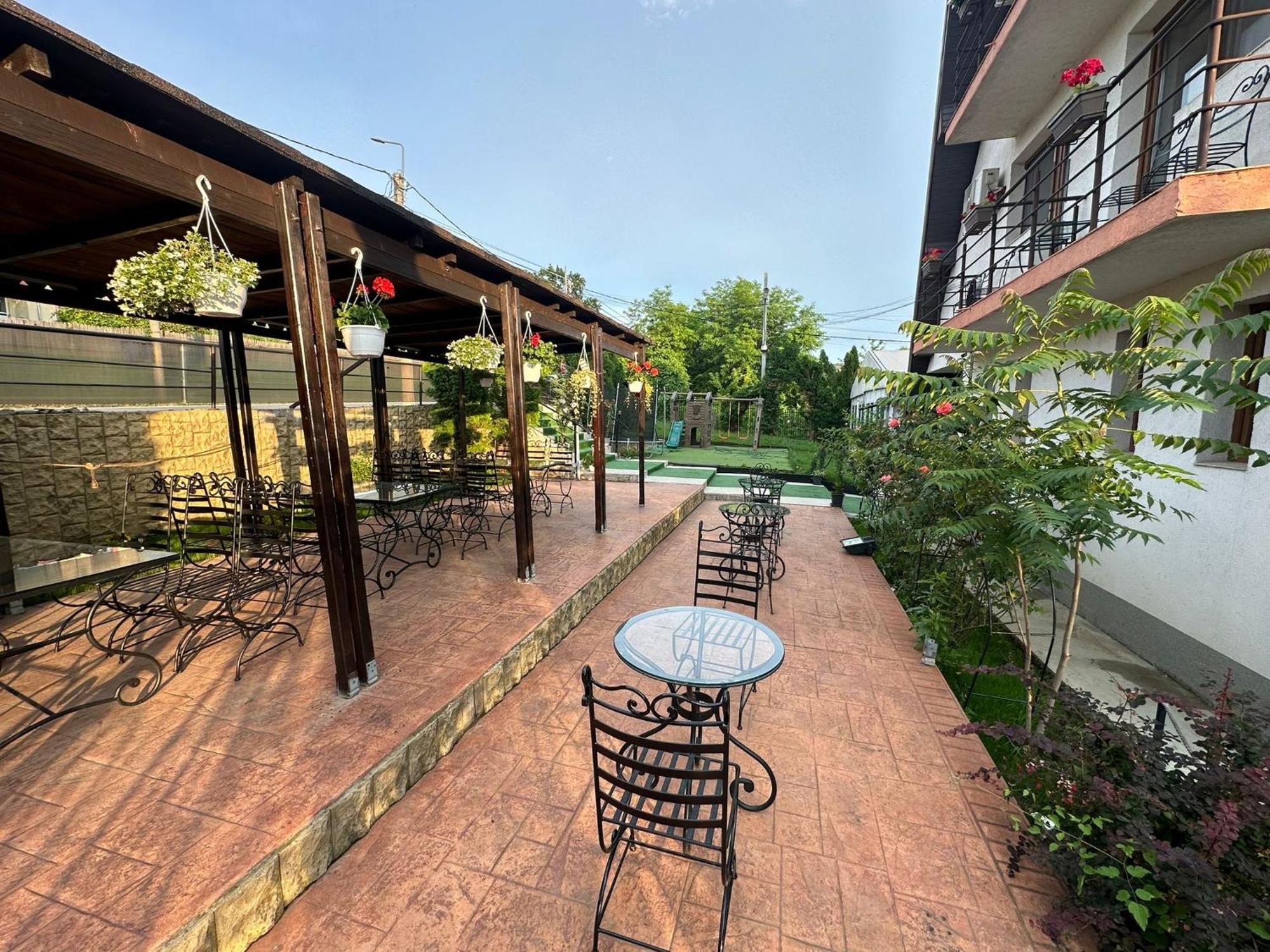 Shamrock Inn Iasi Exteriér fotografie